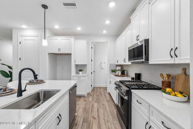 1124 WILDLIGHT Avenue, Yulee, FL 32097