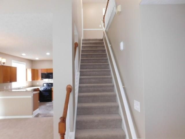 311 Windcroft Circle NW, Acworth, GA 30101