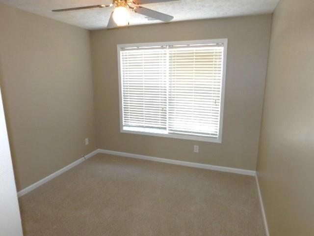 311 Windcroft Circle NW, Acworth, GA 30101