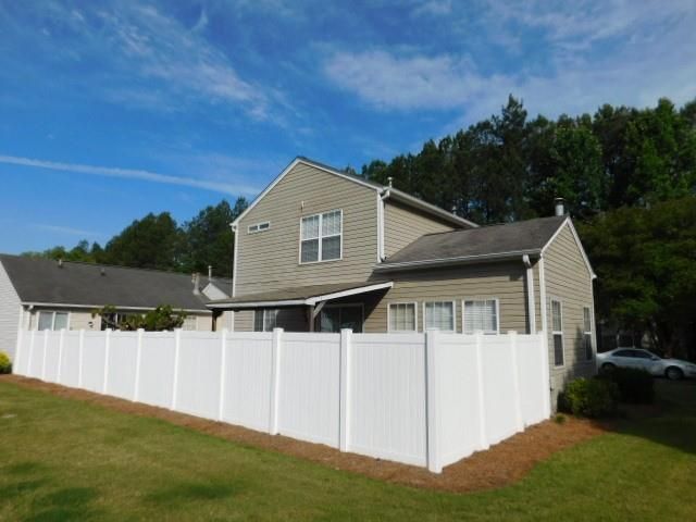 311 Windcroft Circle NW, Acworth, GA 30101