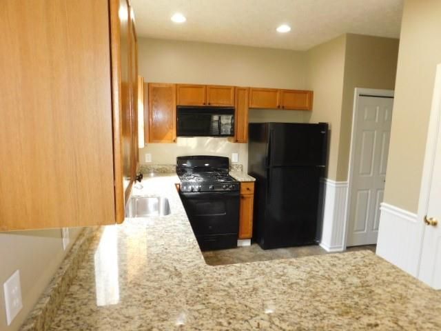 311 Windcroft Circle NW, Acworth, GA 30101
