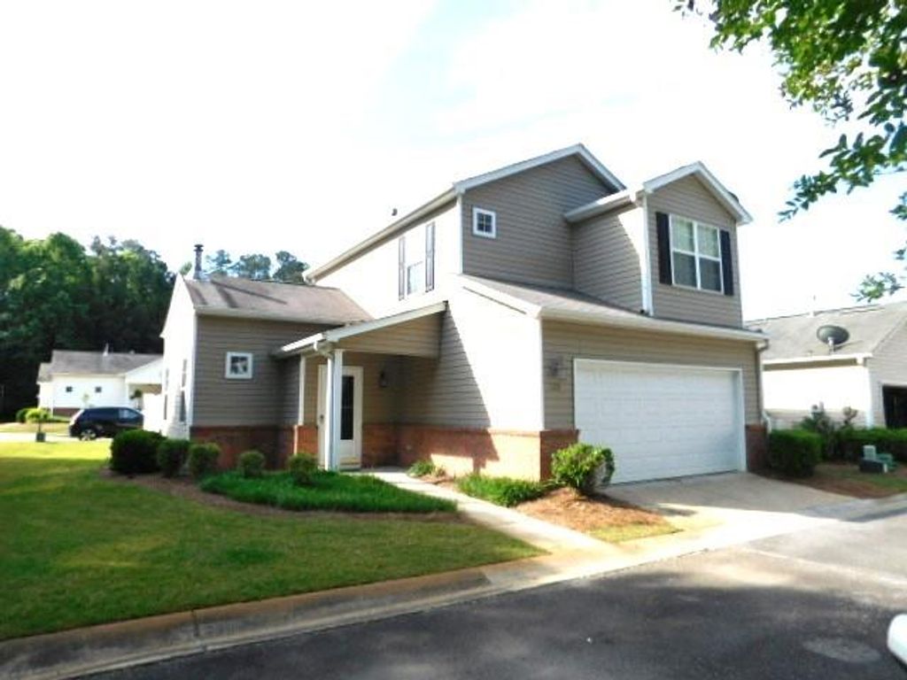 311 Windcroft Circle NW, Acworth, GA 30101