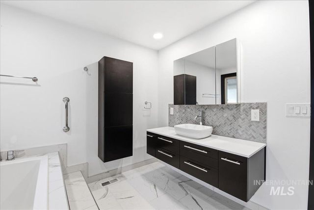 5507 W Latigo Dr., Boise, ID 83709