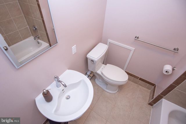 1330 RIDGEVIEW DR, Phoenixville, PA 19460