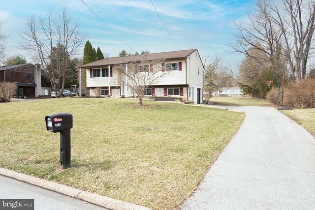 1330 RIDGEVIEW DR, Phoenixville, PA 19460