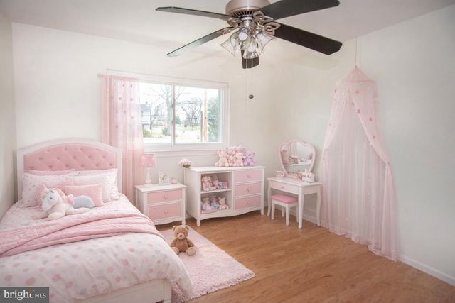 1330 RIDGEVIEW DR, Phoenixville, PA 19460