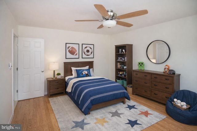 1330 RIDGEVIEW DR, Phoenixville, PA 19460