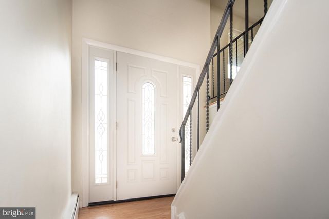 1330 RIDGEVIEW DR, Phoenixville, PA 19460