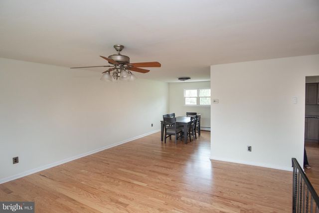 1330 RIDGEVIEW DR, Phoenixville, PA 19460