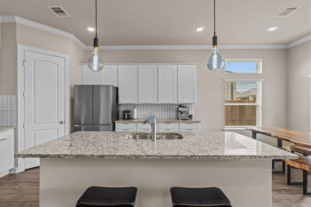 1302 Lake Mija Court, Seabrook, TX 77586