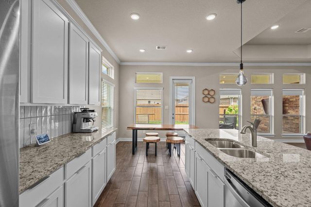 1302 Lake Mija Court, Seabrook, TX 77586