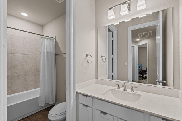 1302 Lake Mija Court, Seabrook, TX 77586