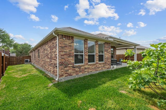 1302 Lake Mija Court, Seabrook, TX 77586