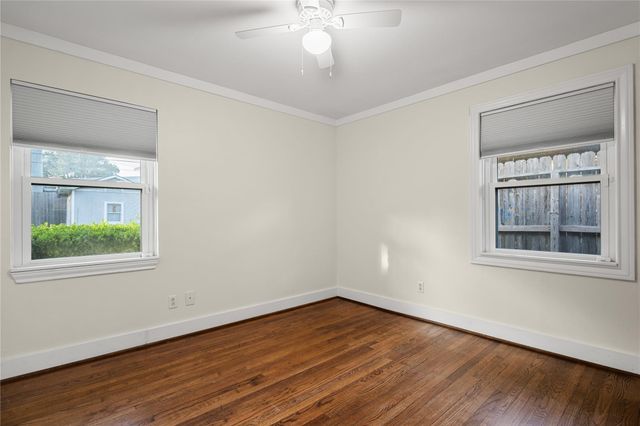2210 Nina Lee Lane, Houston, TX 77018