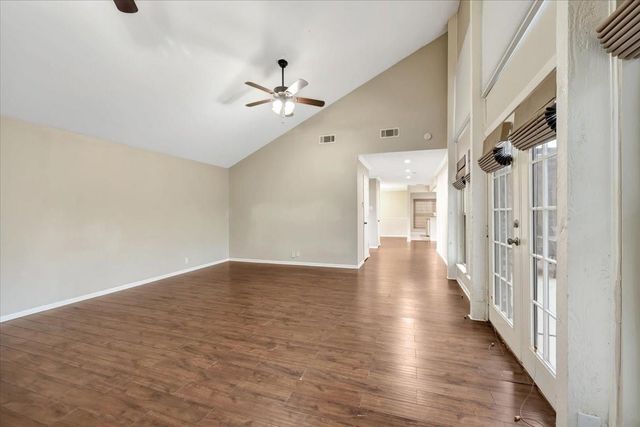 4330 Shady Springs Drive, Seabrook, TX 77586