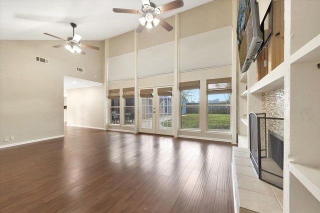 4330 Shady Springs Drive, Seabrook, TX 77586