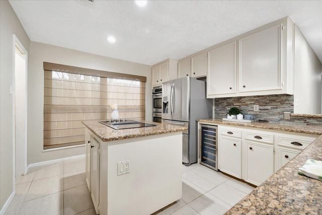 4330 Shady Springs Drive, Seabrook, TX 77586