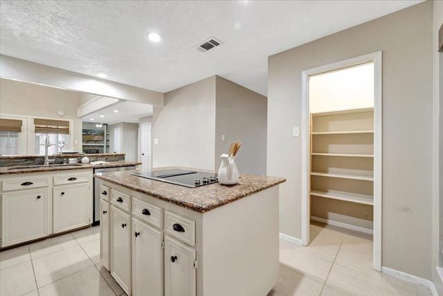 4330 Shady Springs Drive, Seabrook, TX 77586