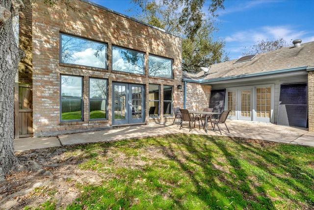 4330 Shady Springs Drive, Seabrook, TX 77586