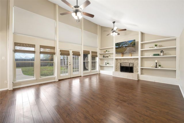 4330 Shady Springs Drive, Seabrook, TX 77586