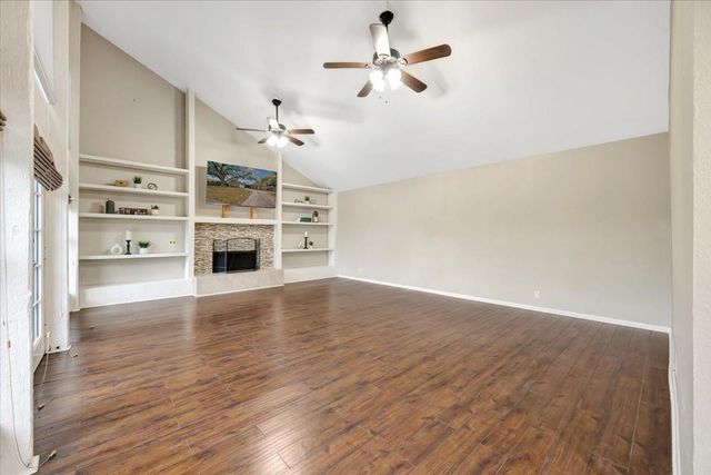 4330 Shady Springs Drive, Seabrook, TX 77586