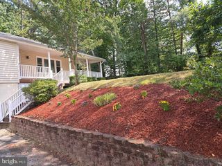 2180 HARPOON DR, Stafford, VA 22554