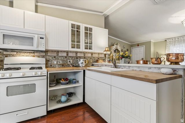 273 E VAGABOND DR, Murray, UT 84107