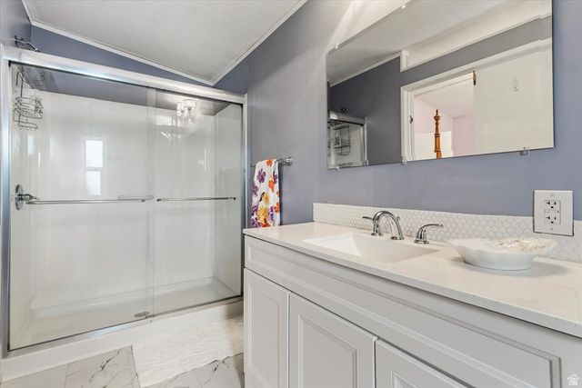 273 E VAGABOND DR, Murray, UT 84107