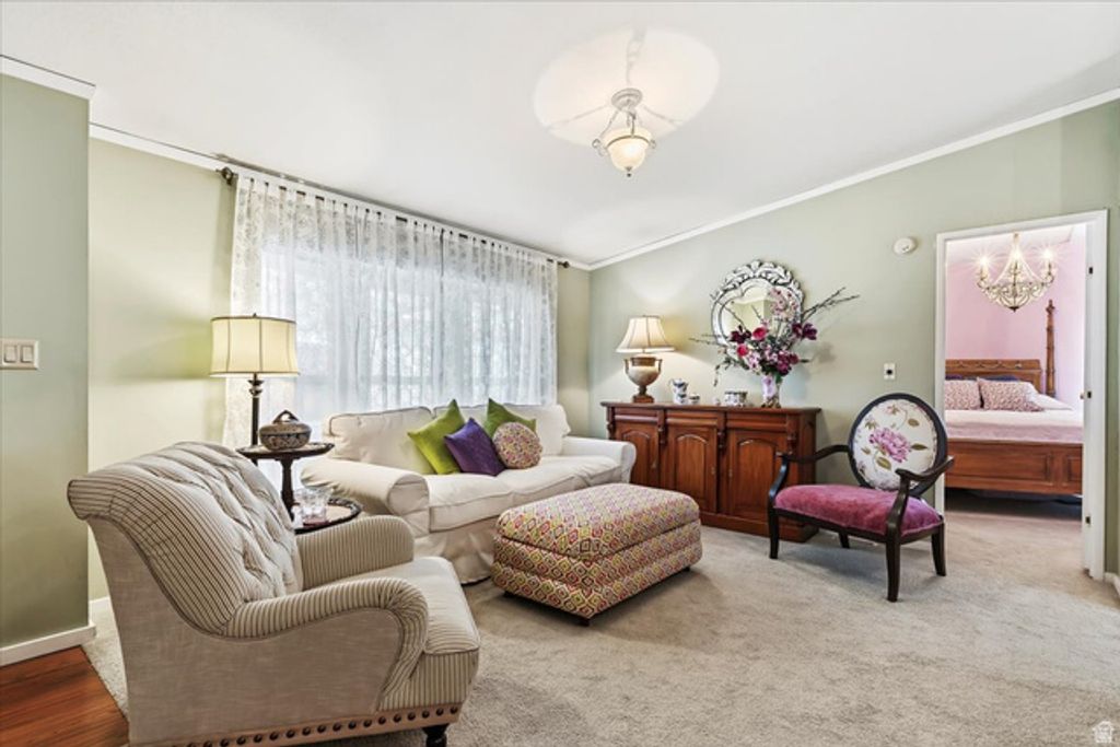 273 E VAGABOND DR, Murray, UT 84107