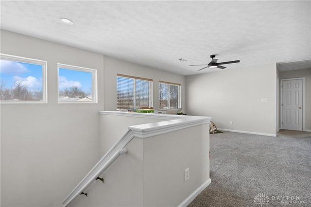 10086 N Cliff Swallow Court, Miamisburg, OH 45342