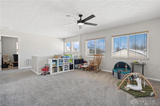 10086 N Cliff Swallow Court, Miamisburg, OH 45342