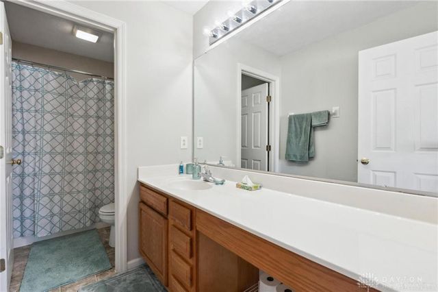 10086 N Cliff Swallow Court, Miamisburg, OH 45342
