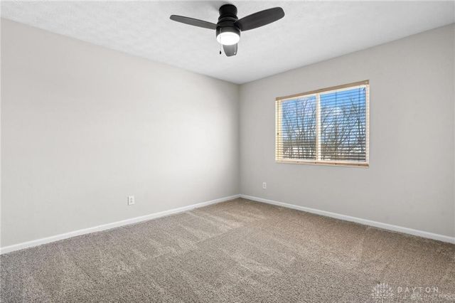 10086 N Cliff Swallow Court, Miamisburg, OH 45342