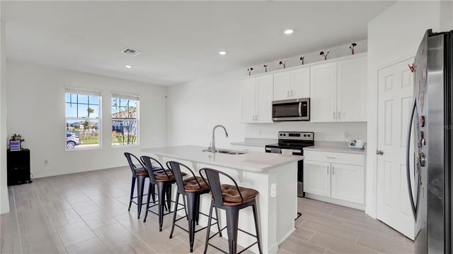 4704 HOMESTEAD TRAIL, St Cloud, FL 34772