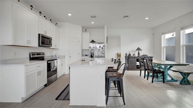 4704 HOMESTEAD TRAIL, St Cloud, FL 34772