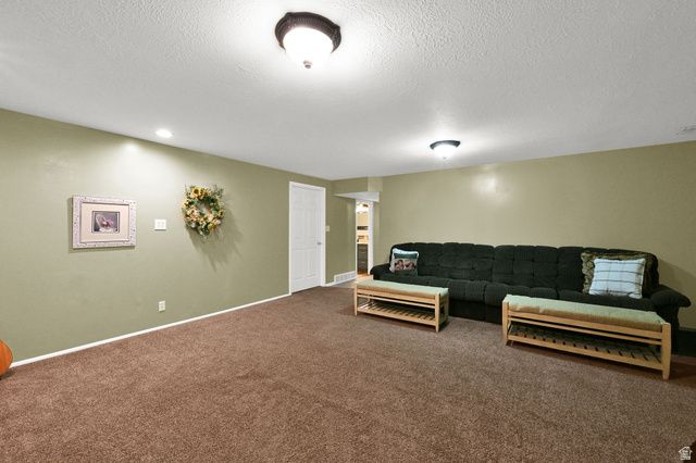 4371 S 2900 W, Roy, UT 84067