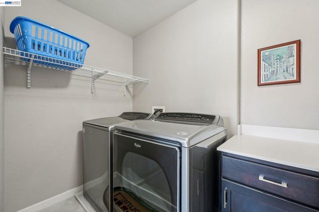 8550 Boardwalk Way, Newark, CA 94560