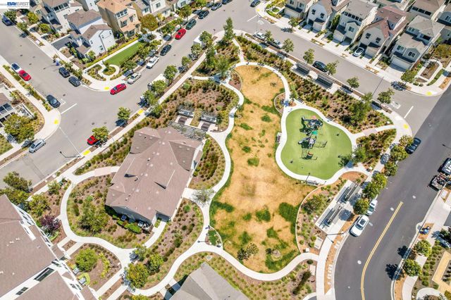 8550 Boardwalk Way, Newark, CA 94560