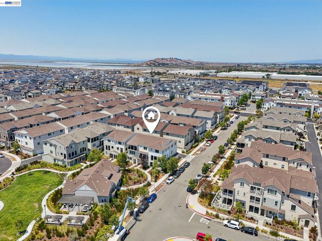 8550 Boardwalk Way, Newark, CA 94560
