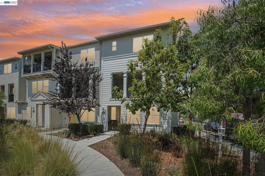 8550 Boardwalk Way, Newark, CA 94560