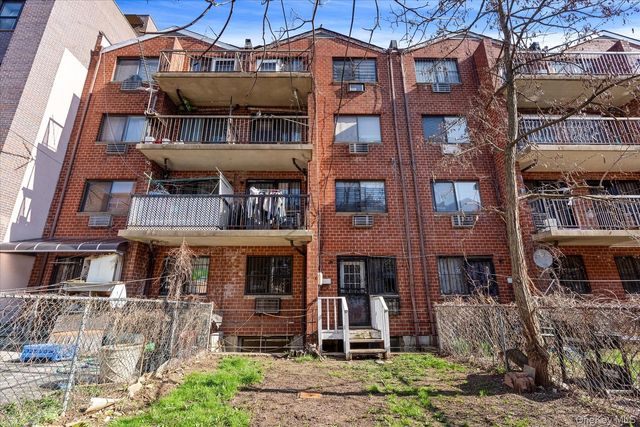 140-12 33rd Avenue 101, Flushing, NY 11354
