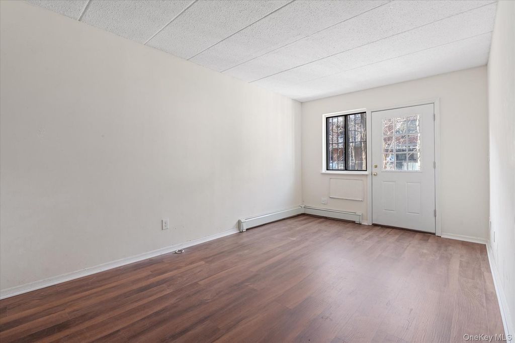 140-12 33rd Avenue 101, Flushing, NY 11354 — photo 2
