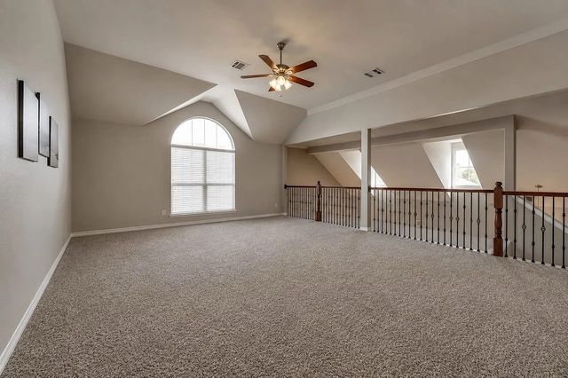 8300 Lonesome Spur Trail, Mckinney, TX 75070