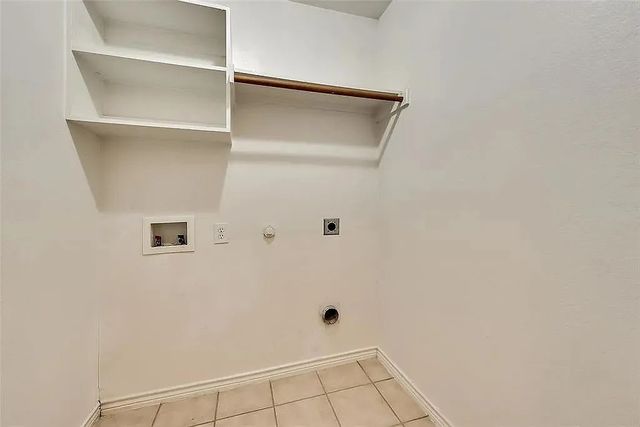 8300 Lonesome Spur Trail, Mckinney, TX 75070