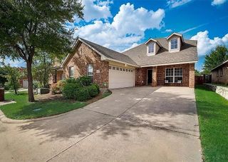 8300 Lonesome Spur Trail, Mckinney, TX 75070