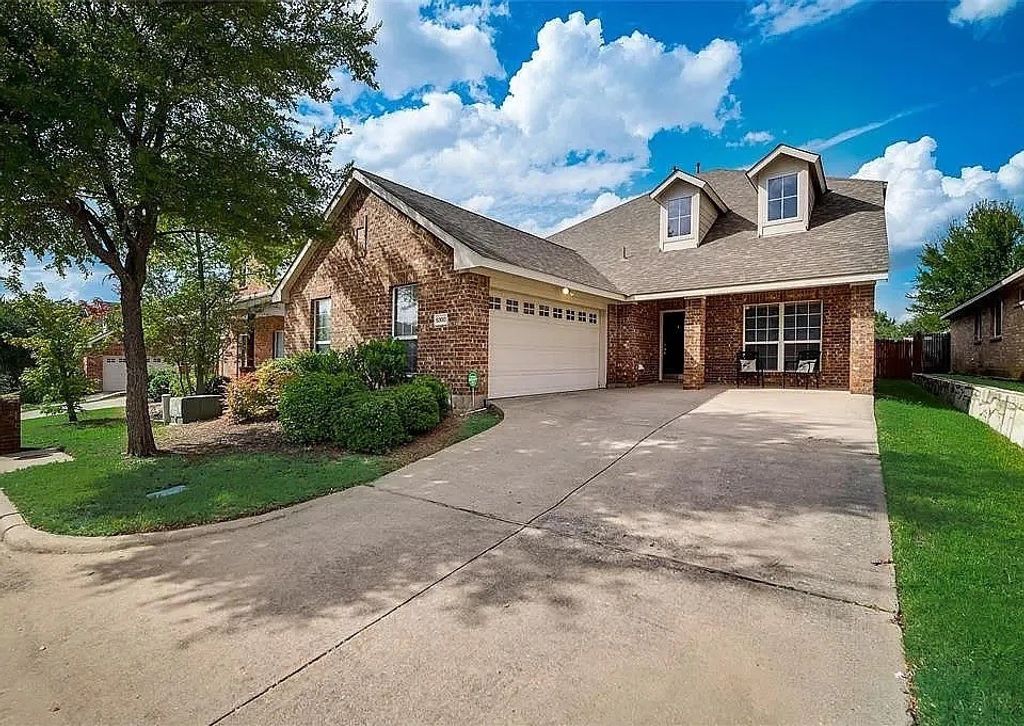 8300 Lonesome Spur Trail, Mckinney, TX 75070