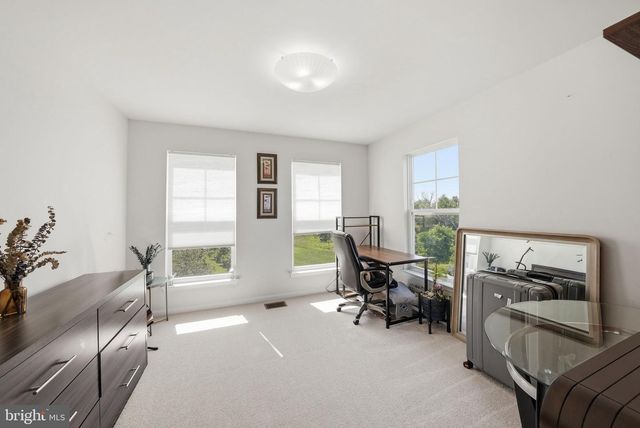 25202 SPLIT CREEK TER, Chantilly, VA 20152