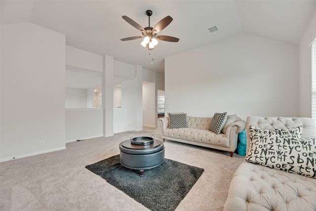 1042 Elmwood Drive, Justin, TX 76247