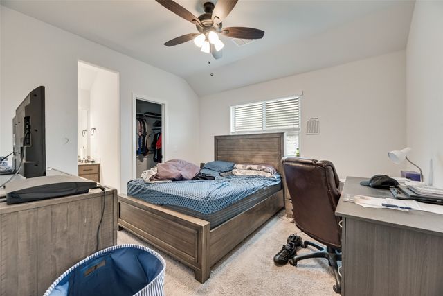 1042 Elmwood Drive, Justin, TX 76247