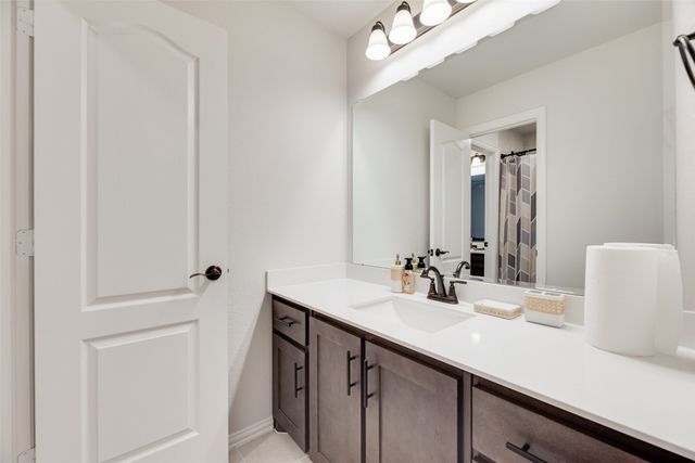 1042 Elmwood Drive, Justin, TX 76247
